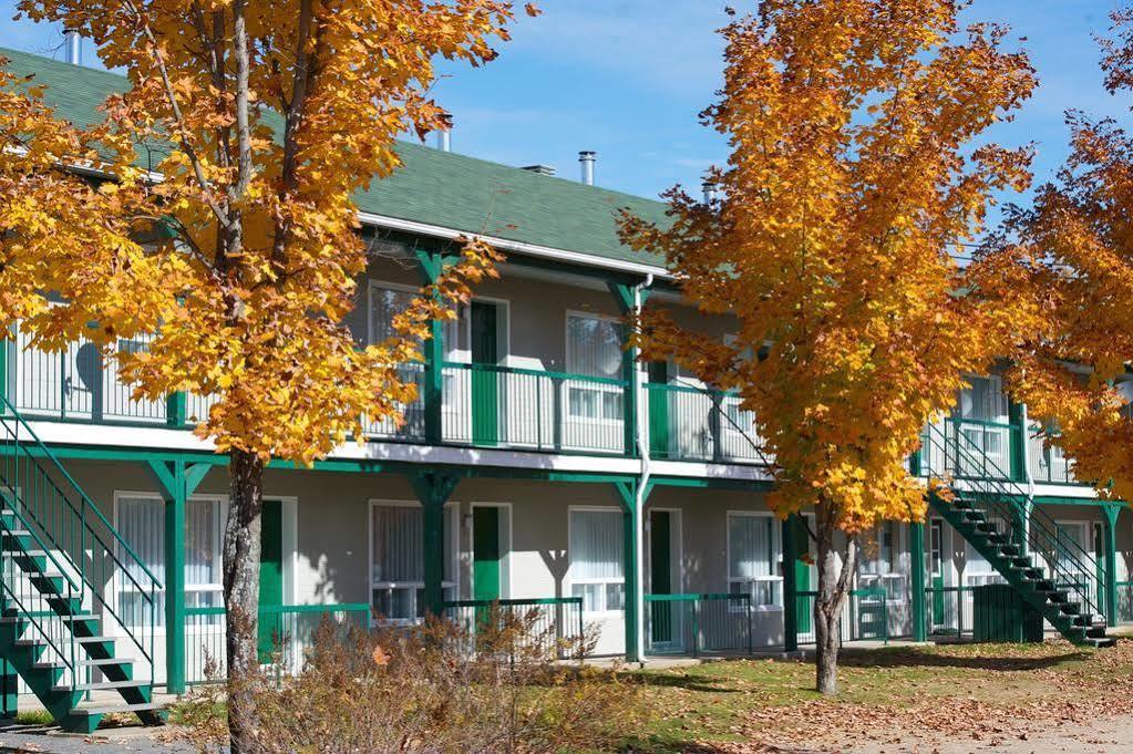 Hotel Floribell Station Touristique Trois-Rivières Exterior foto